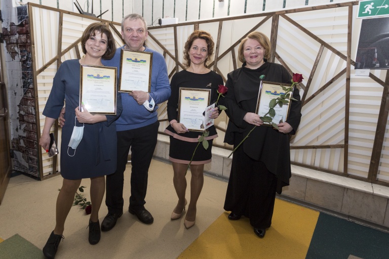 В день работника культуры специалистам Городского культурного центра вручили заслуженные награды