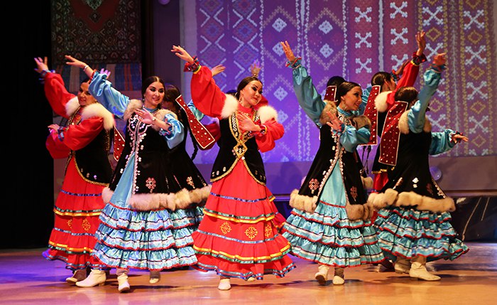 23 апреля в 18.00 в МАУ «Городской культурный центр» состоится концерт Народного коллектива ансамбля башкирского народного танца «Шатлык».